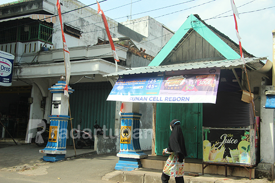 AKHIRNYA TUTUP: Konter di Jalan Majapahit yang secara terang-terangan menjual chips judi online selama berbulan-bulan dan baru diringkus sekarang./ Yudha Satria Aditama
