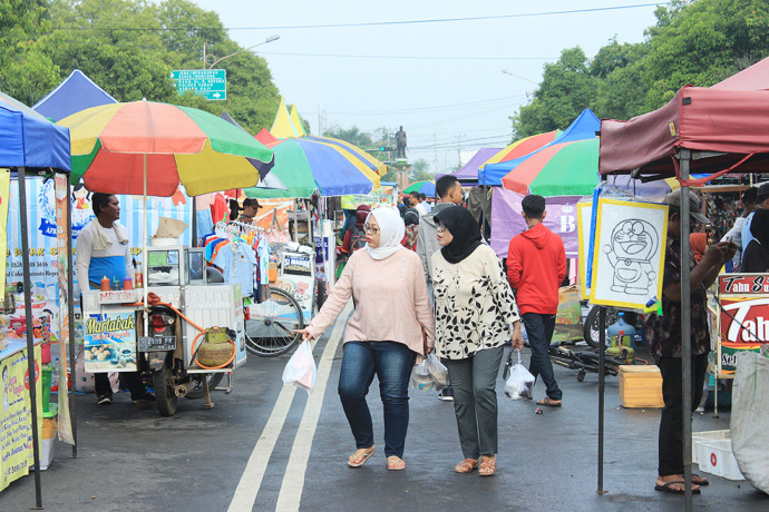 SEGMEN KECIL: Para pelaku usaha yang merupakan sasaran kredit usaha rakyat (KUR) yang digelontorkan bank pelat merah.