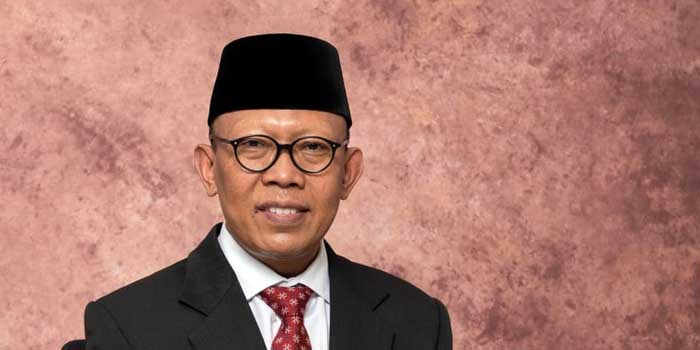 NAKHODA: Rektor Unisma Prof Dr. H. Maskuri, M.Si sukses bawa Unisma unggul diberbagai bidang, termasuk dari segi prestasi.