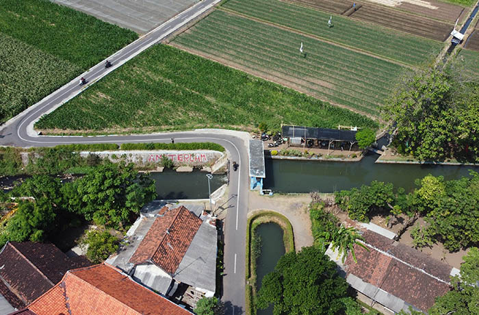 POTENSIAL DIKEMBANGKAN: Kawasan Dam Amsterdam saat dipotret dari udara. Selain masih berfungsi sebagai saluran irigasi, kawasan setempat kini juga dimanfaatkan untuk wisata edukasi.