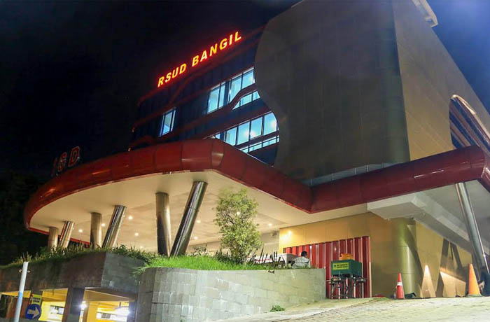 FASILITAS KESEHATAN: RSUD Bangil, Kabupaten Pasuruan. Jumlah bed pasien di rumah sakit milik pemerintah daerah ini dinilai masih kurang.