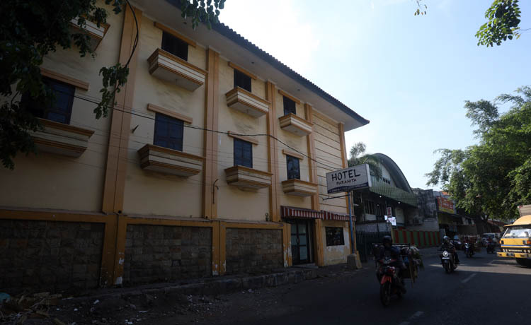 BEKAS KANTOR BUPATI: Hotel Paramita, lokasi kantor dan pendapa Bupati Probolinggo di masa pemerintahan Djojolelono. (Foto: Zainal Arifin/Jawa Pos Radar Bromo)