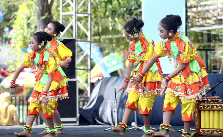 Kecamatan Leces