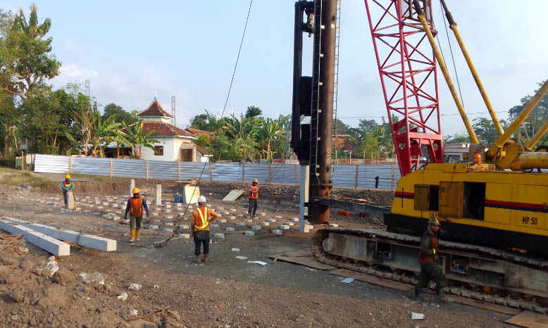 DIGARAP: Pembangunan Tol Probowangi di wilayah Probolinggo mulai digarap.