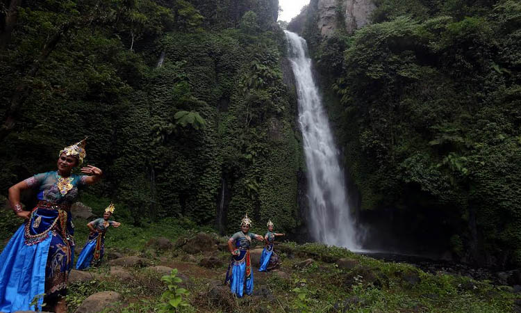 Air terjun Kalipedati