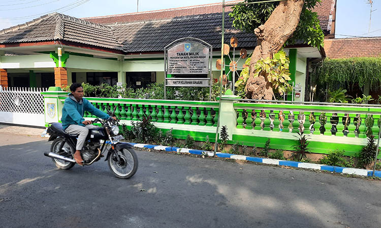 PUSAT PEMERINTAHAN: Kantor Kelurahan Sukabumi yang terletak di Jalan RA Kartini.