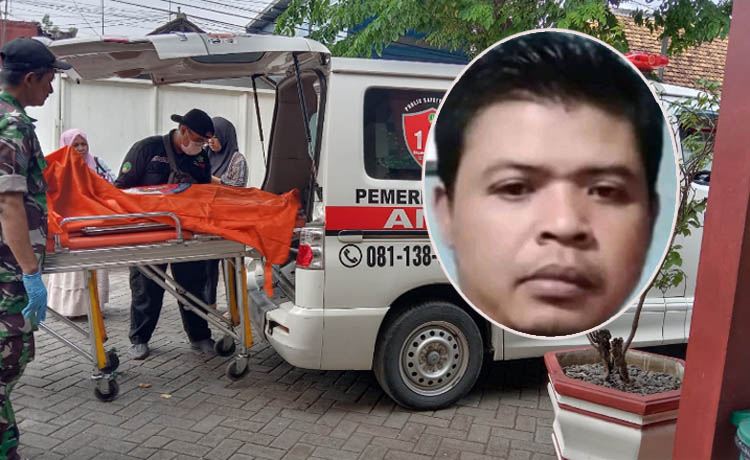 DISELIDIKI: Petugas membawa jenazah korban dari rumah duka. Inset, Muji terduga pelaku yang sudah diamankan polisi.