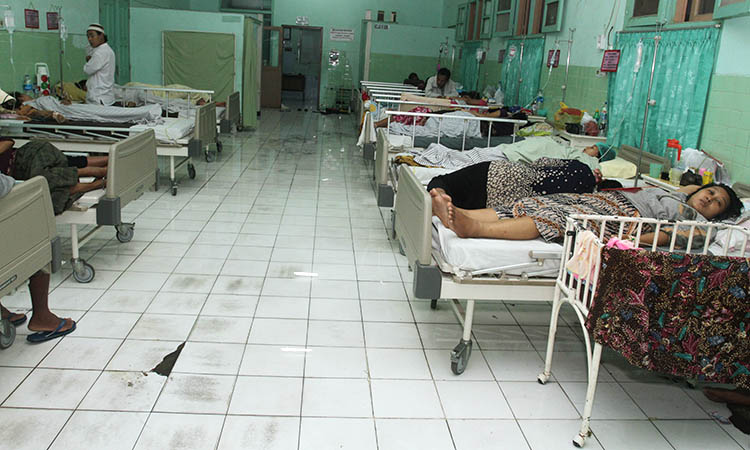 MASIH BANJIR: Kondisi salah satu ruangan di RSUD dr Mohamad Saleh pada tahun 2013 yang saat itu langganan banjir.