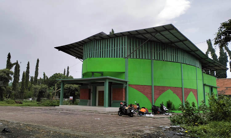 BESAR: Gedung Kesenian di Sumberlele yang akan difungsikan sebagai pusat ekonomi kreatif masyarakat.