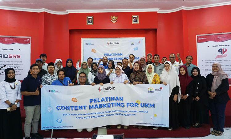 SEMANGAT: Pelatihan Content Marketing UMKM Kota Pasuruan hasil kolaborasi KADIN Kota Pasuruan dan Telkom Pasuruan. Para peserta sangat antusias mengikuti kegiatan pelatihan.