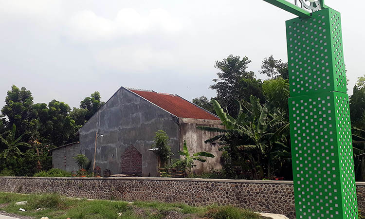 SEPI: Lokasi tempat karaoke di dekat Taman Maramis, Jalan AA Maramis, Kelurahan/Kecamatan Kanigaran, Kota Probolinggo.
