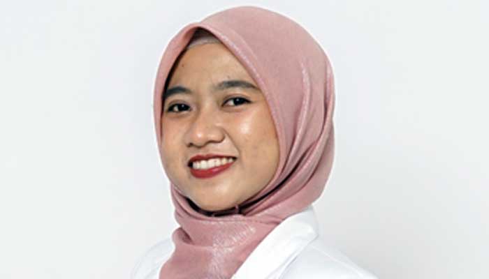 dr. Rizka Wahyuni, M.H., C.M.C