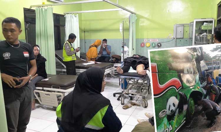Sejumlah korban luka saat dirawat di Puskesmas Purwodadi. Inset kondisi bus sesaat setelah kejadian. (Rizal Syatori/ Radar Bromo)