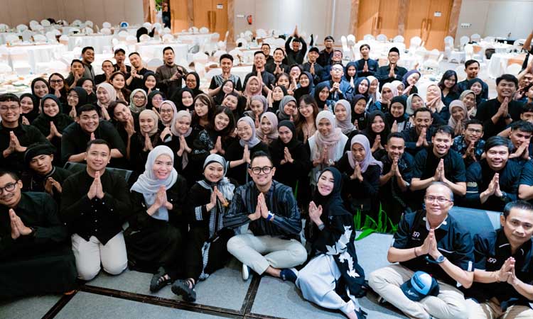 KEKELUARGAAN: Gilang bangun J99 Corp. bersama istri, Shandy Purnamasari. Serap nyaris 2000 karyawan dari seluruh lini bisnis di berbagai kota di Indonesia