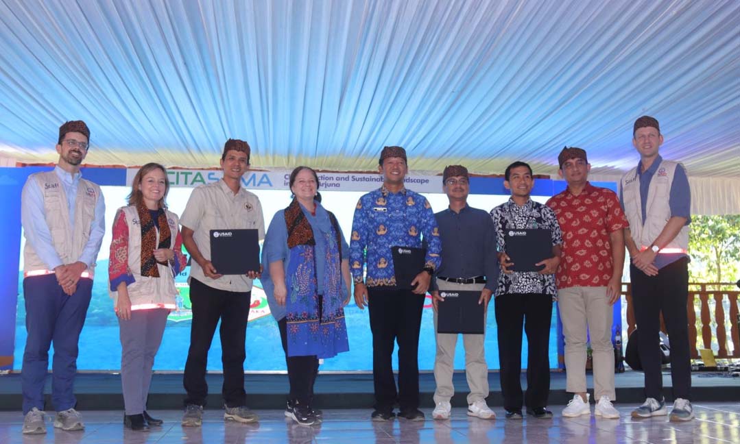 (03)	Dukungan dari semua pihak mulai dari Pemkab Pasuruan, Perhutani, Kementrian Lingkungan Hidup dan Kehutanan untuk program CITASAMA