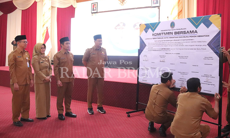 TANDATANGANI: Penandatanganan Komitmen Bersama untuk Menyukseskan Inovasi Lentera Bumi