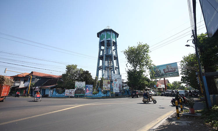 TERKINI: Kondisi saat ini menara air Kota Probolinggo. Keberadaannya masih berdiri kokoh meski dibangun pada era kolonial Belanda.