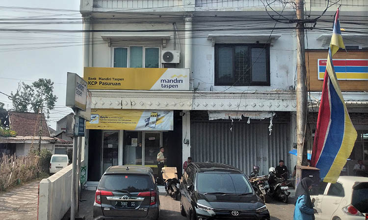 BANK: Kantor kelima RB Pasuruan yang saat ini ditempati Bank Mandiri di Jalan Veteran, Kelurahan Kandangsapi, Panggungrejo.