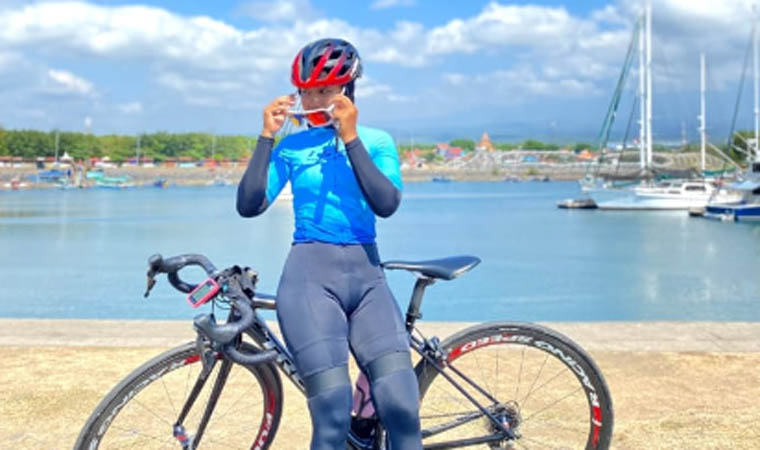 Gaya Aisyah Putri Aprilia saat berlatih.