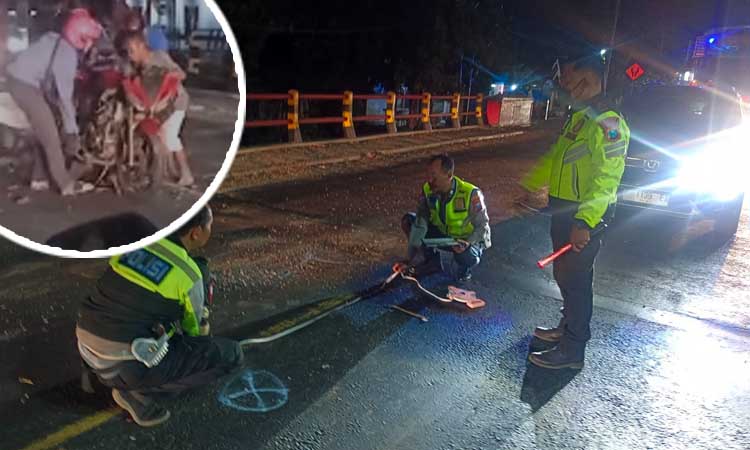 OLAH TKP: Petugas Satlantas Polres Probolinggo melakukan olah TKP kecelakaan maut di Pajurangan, Gending. Inset petugas mengamankan motor korban.