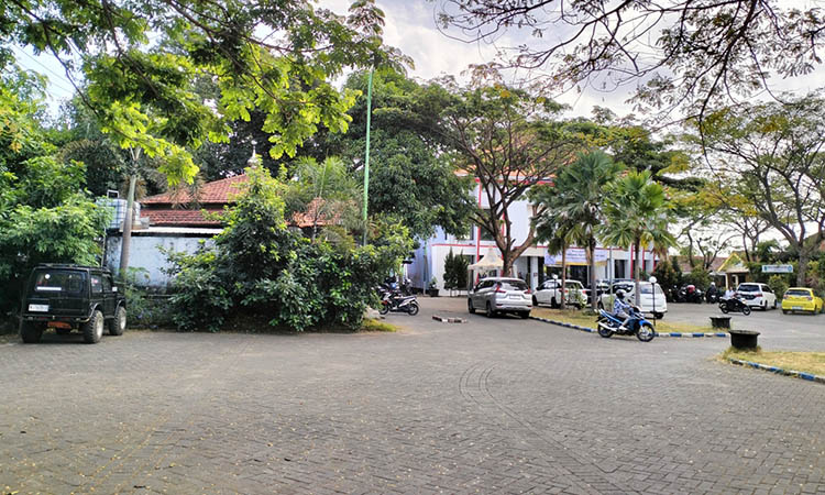 PERLU POS: Area Kantor Kecamatan Pandaan yang ternyata belum memiliki pos jaga. Tahun ini, pembangunan pos jaga akan direalisasikan.