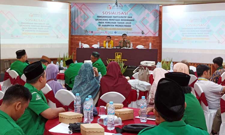 Bawaslu kabupaten Probolinggo menggelar  Sosialisasi Pengawasan Partisipatif sekaligus meluncurkan Pemetaan Kerawanan Pemilihan Tahun 2024 di Paiton Resort Hotel 2, Minggu (18/8).