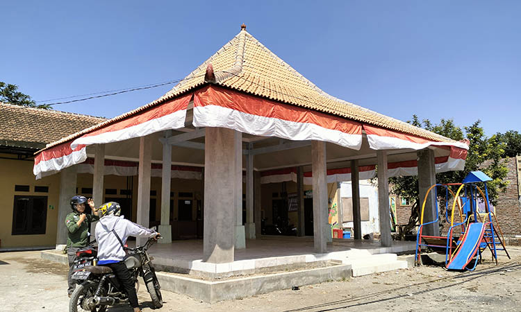 KOKOH: Pendopo Desa Pegalangan Kidul di RT 1/RW 1, Dusun Krajan, baru selesai dibangun.