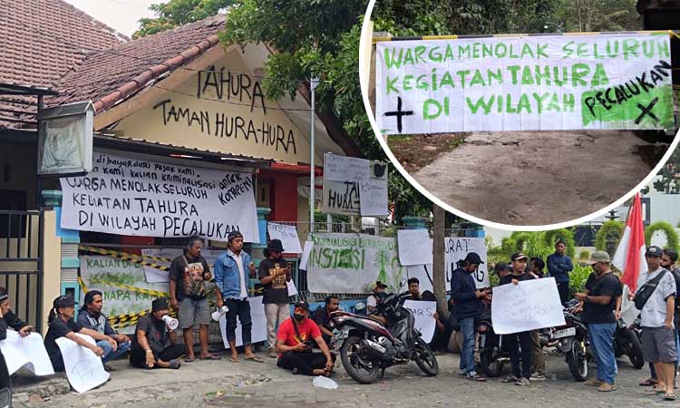 PROTES: Warga saat menyegel kantor UPT Tahura R Soerjo dan pos pendakian Arjuno-Welirang di Tretes, Prigen. (Rizal Syatori/ Radar Bromo)