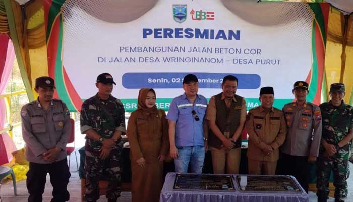 KOMPAK: Manajemen BJB berpose bareng forkopimca Tongas dan Lumbang.