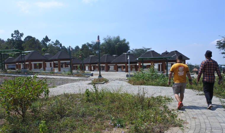 DATARAN TINGGI: Sejumlah fasilitas yang ada di Arjuno Agro Techno Park yang sudah berdiri. Proyek multiyears ini diharapkan menjadi penggerak ekonomi baru bagi warga sekitar.