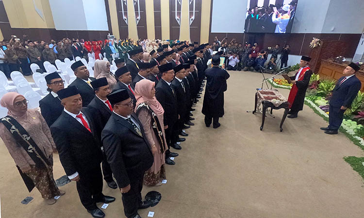 ERA BARU: Pelantikan Anggota DPRD Kabupaten Pasuruan periode 2024-2029 mendandai era baru di lingkungan dewan. Karena terjadi pergantian dari periode sebelumnya.