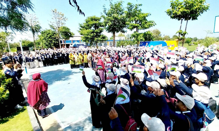 MAHASISWA BARU: Di Tahun akademik 2024/2025 ini kampus IAD Probolinggo kedatangan 500 mahasiswa baru Generasi Ahmad Dahlan Muda.