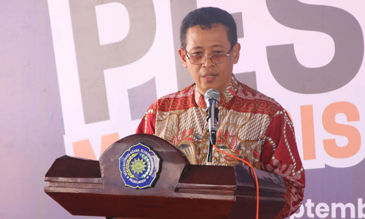 OPTIMIS: Badan Pembina Ketua Harian Ahmad Philip saat menyampaikan optimisnya untuk IAD Probolinggo