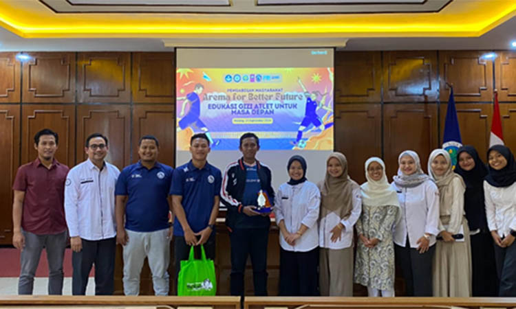 Kolaborasi Fakultas Kesehatan Masyarakat Universitas Airlangga dengan Fakultas Ilmu Keolahragaan Universitas Negeri Malang dalam menlaksanakan kegiatan pengabdian masyarakat