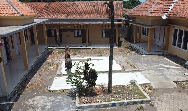 PELAYANAN: Gedung pelayanan Desa Kedungrejo, rampung dibangun. Pembangunan dilakukan untuk meningkatkan pelayanan kepada masyarakat.