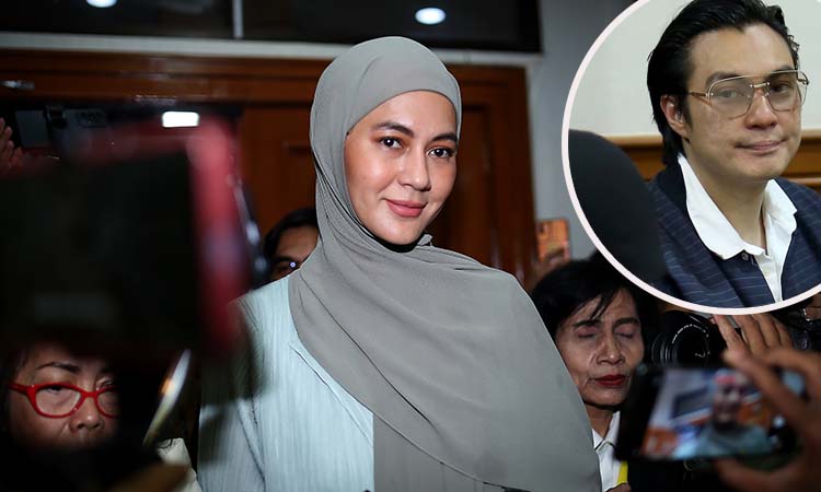 Paula Verhoeven saat bersiap menjalani sidang perceraiannya dengan Baim Wong di Pengadilan Jakarta Selatan, Rabu (23/10/2024). (Imam Husein/Jawa Pos)