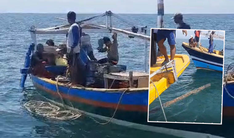 TARIK: Penarikan pipa bawah laut di perairan Gili Ketapang menggunakan tali tampar yang ditarik tugboat, Selasa (3/12)