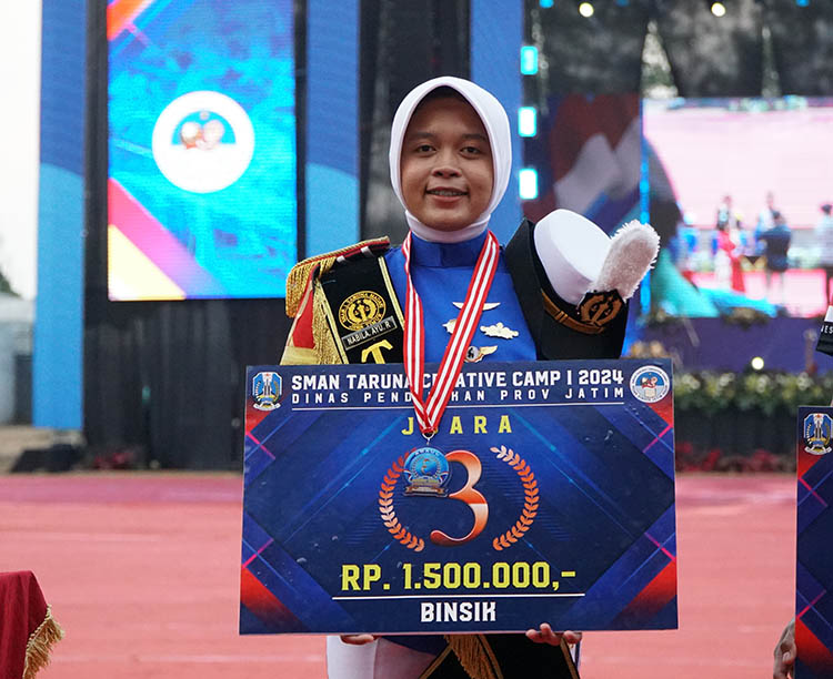 MEMBANGGAKAN: Salah satu prestasi yang diraih pelajar SMAN Taruna Madani Jawa Timur dalam Lomba Kesamaptaan even STCC (SMAN Taruna Creative Camp).