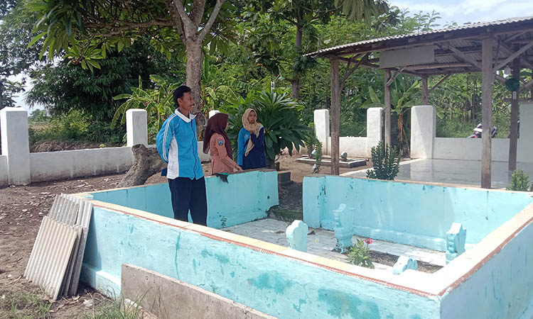 LEGENDA: Makam Kiai Tuan yang berada di Desa Sumber Kerang, Kecamatan Gending, Kabupaten Probolinggo. Kiai Tuan dikenal sebagai sosok yang disegani.