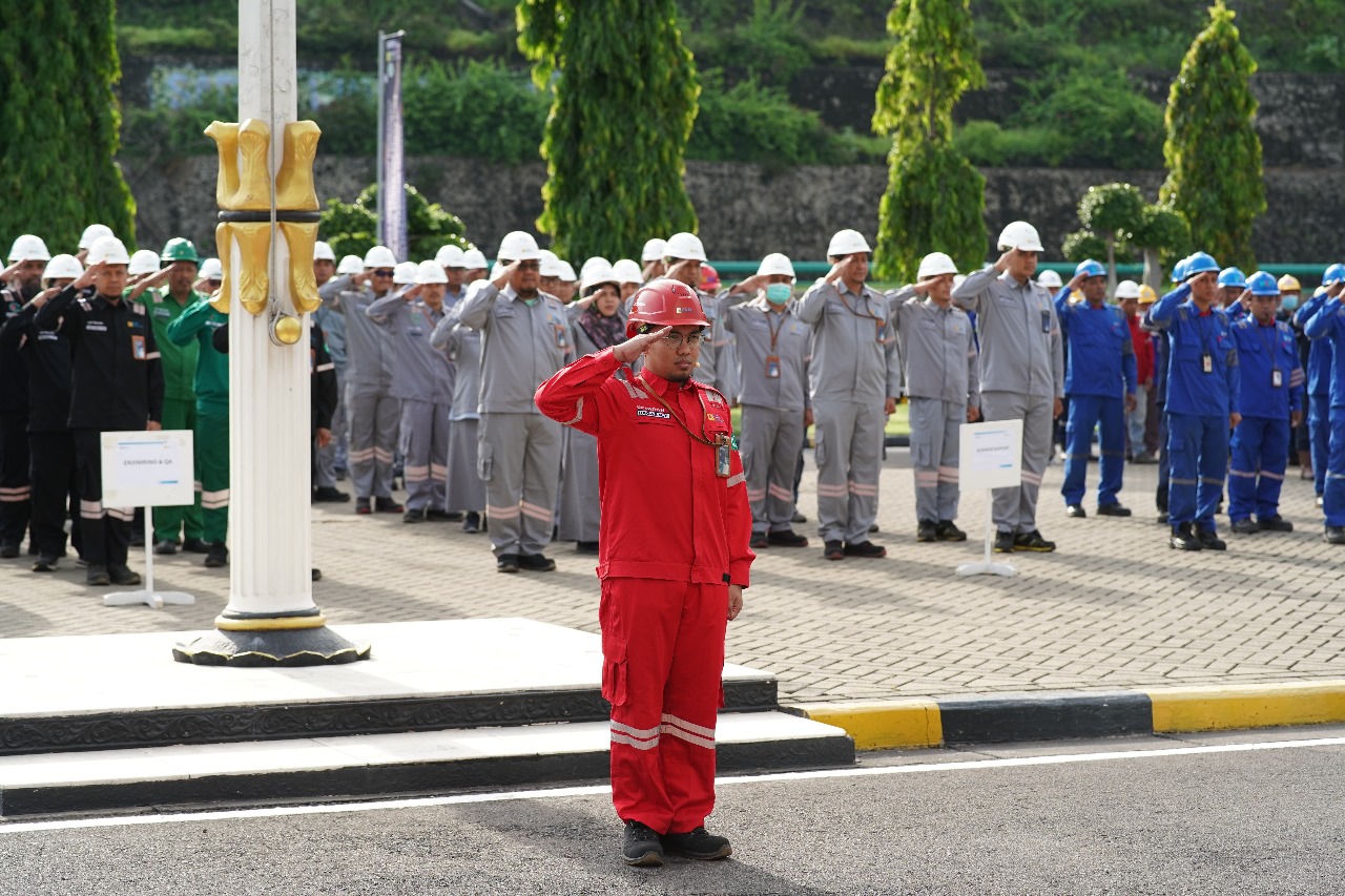 SERENTAK : PT PLN Nusantara Power UP Paiton menggelar Apel dalam rangkaian pembukaan bulan K3, Rabu (15/1)