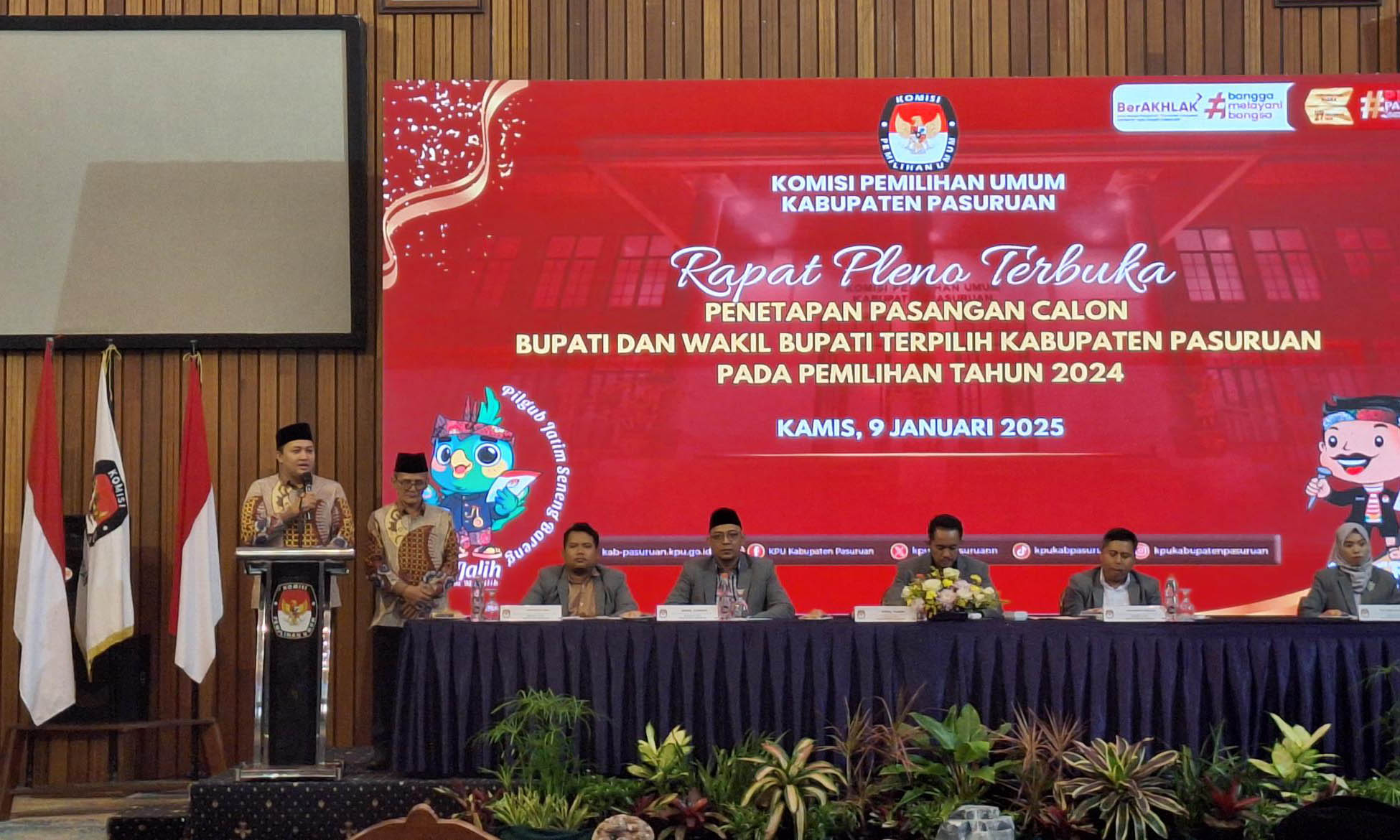 TINGGAL PELANTIKAN: Penetapan Bupati Pasuruan terpilih yang sudah dilakukan KPU.