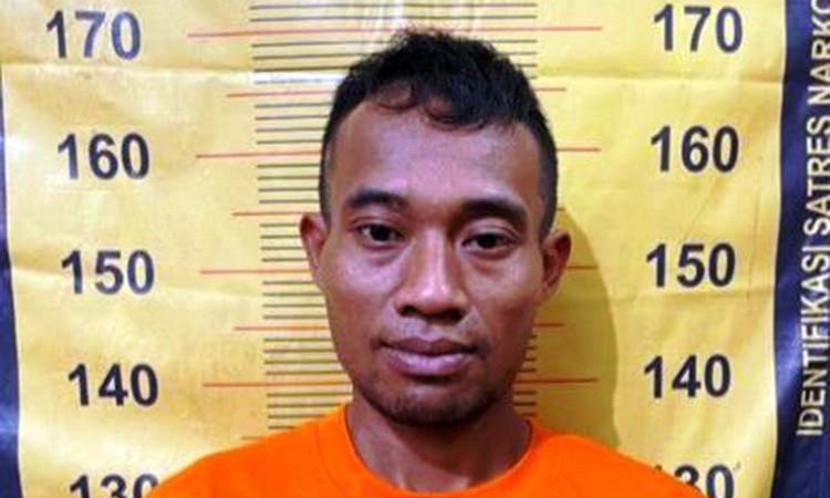 TERSANGKA: Taufik