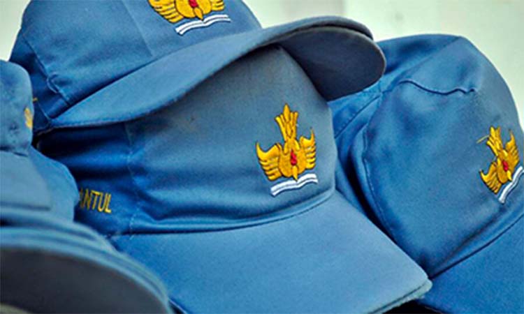 Ilustrasi topi SMA.