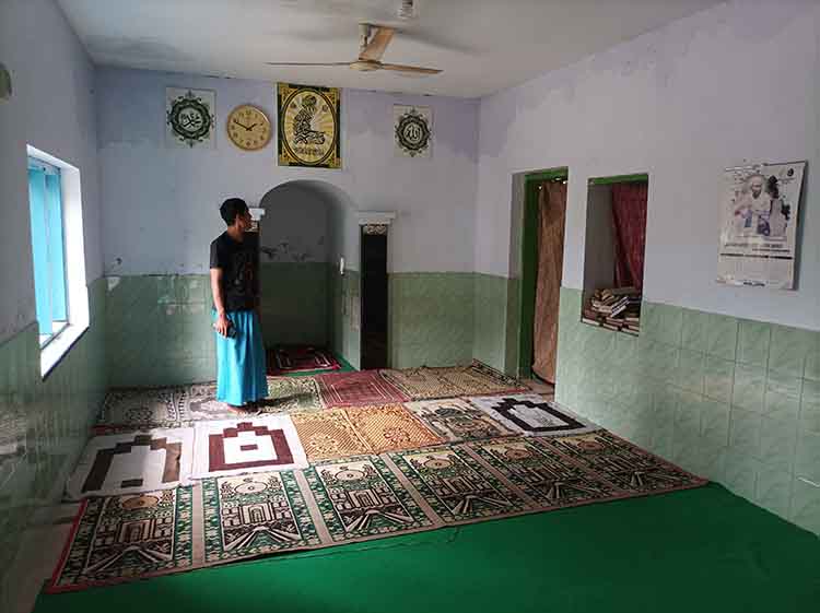 TERJAGA: Musala Ar-Ridwan Desa Kedungcaluk, tetap menjadi tempat ibadah yang nyaman meski sudah berusia puluhan tahun.