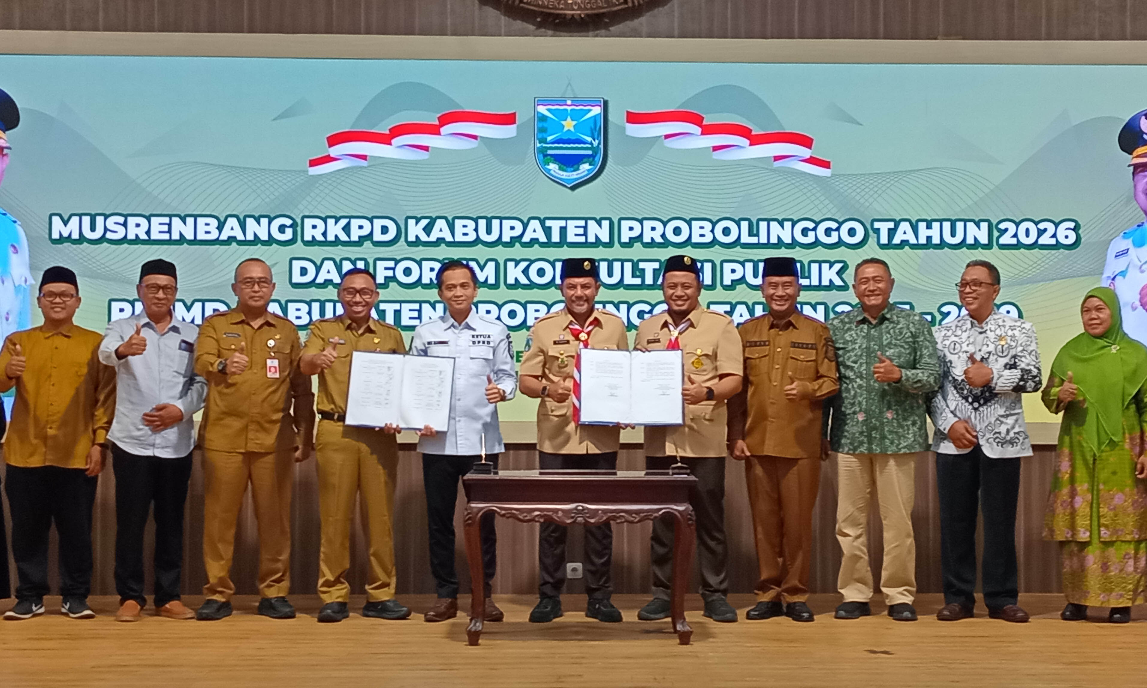BERITA ACARA: Penandatanganan berita acara Musrenbang RKPD 2026 dan FKP RPJMD 2025-2029.