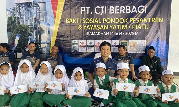 BERBAGI : Kedekatan manajemen PT. Cheil Jedang Indonesia dengan Pondok Pesantren di Sekitarnya