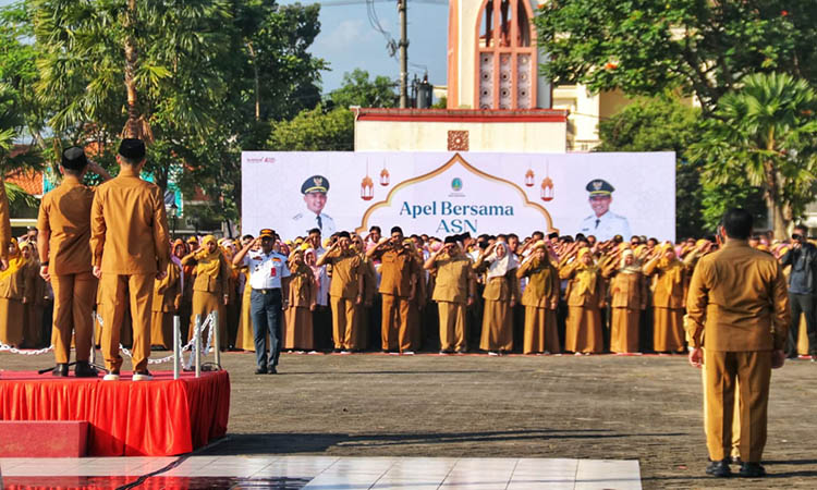 Sejumlah pegawai Pemkot Pasuruan saat apel. Selama periode Lebaran, Pemkot Pasuruan memastikan tak ada WFA untuk ASN.