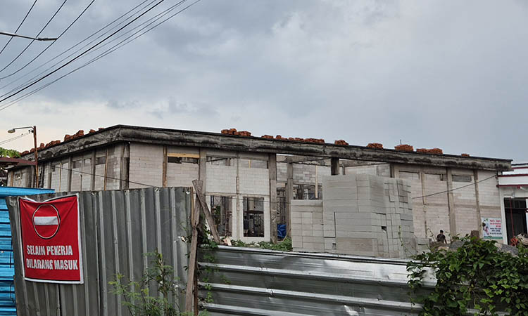 DIGARAP: Gedung Depo Arsip Kota Pasuruan yang tengah dalam pengerjaan. Sejauh ini, realisasinya masih sesuai target.