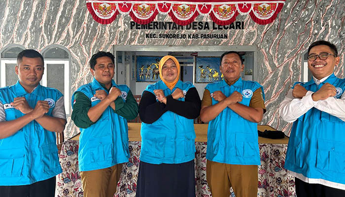 MERANGKUL KEMBALI: Tim agen pemulihan Desa Lecari, Kecamatan Sukorejo, Kabupaten Pasuruan.