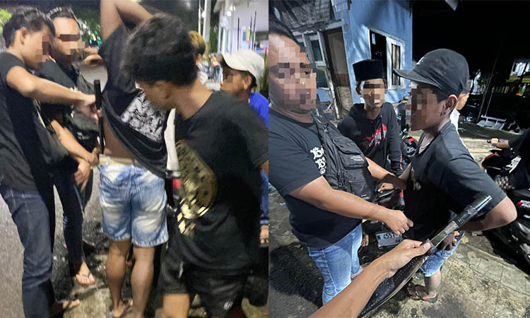 DIAMANKAN: Tersangka AF, saat diamankan polisi. Ia ditangkap, lantaran kedapatan membawa celurit.